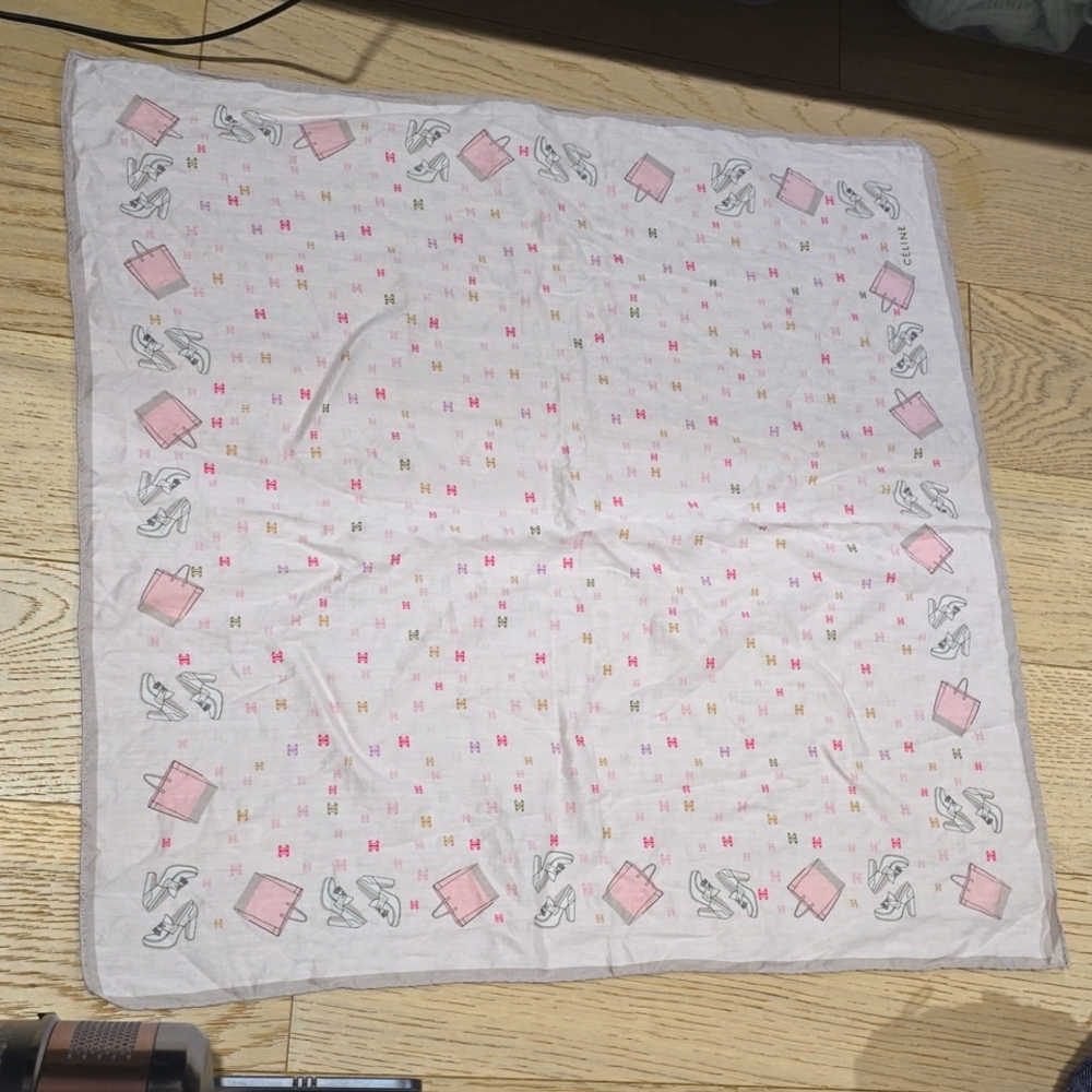 Vintage Celine scarf - Picture 2 of 3